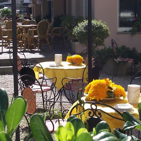 Hotel Des Bains Каттолика Экстерьер фото