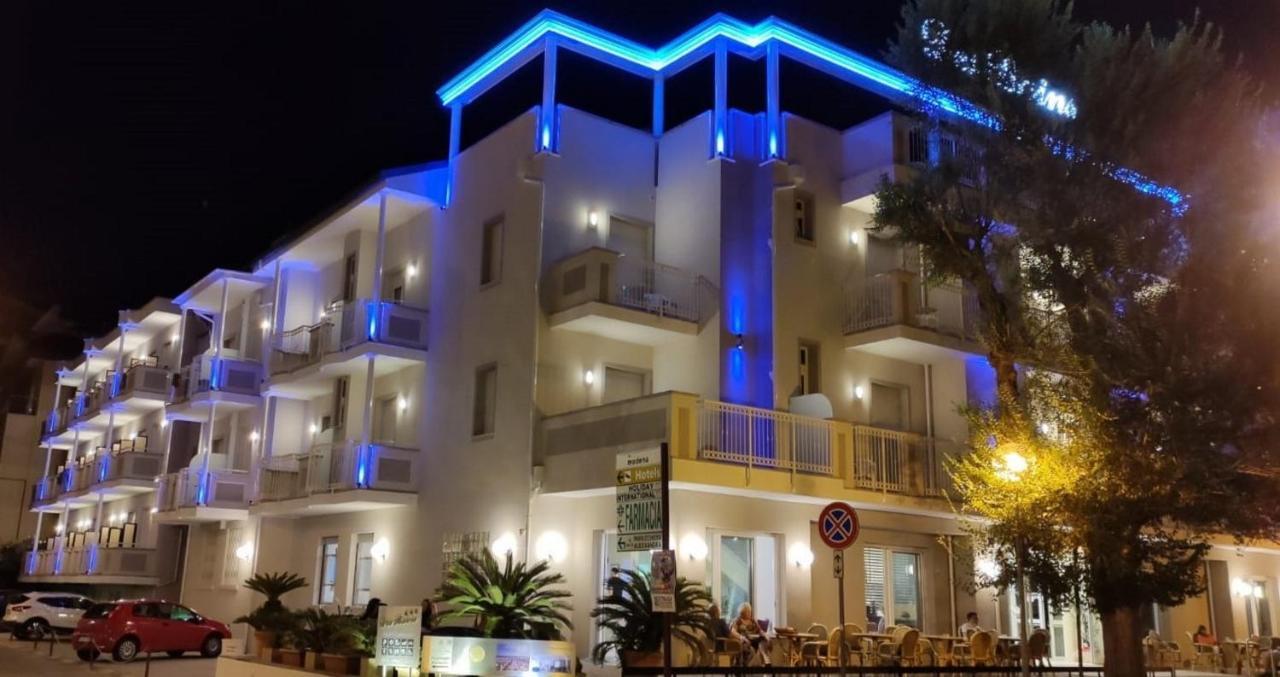 Hotel Des Bains Каттолика Экстерьер фото