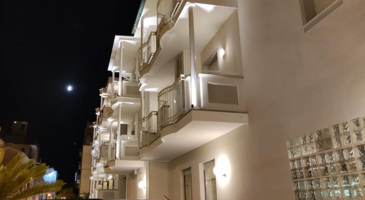 Hotel Des Bains Каттолика Экстерьер фото