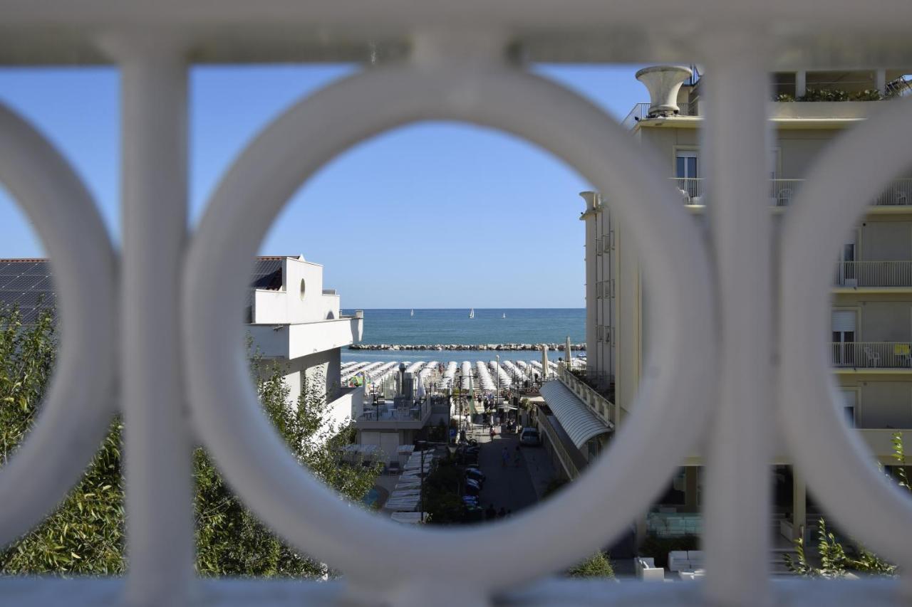 Hotel Des Bains Каттолика Экстерьер фото