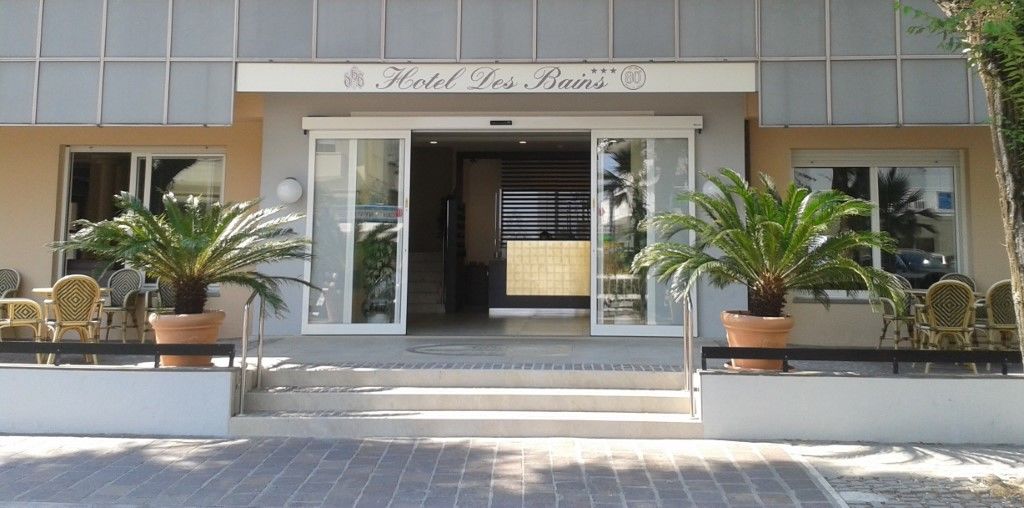 Hotel Des Bains Каттолика Экстерьер фото